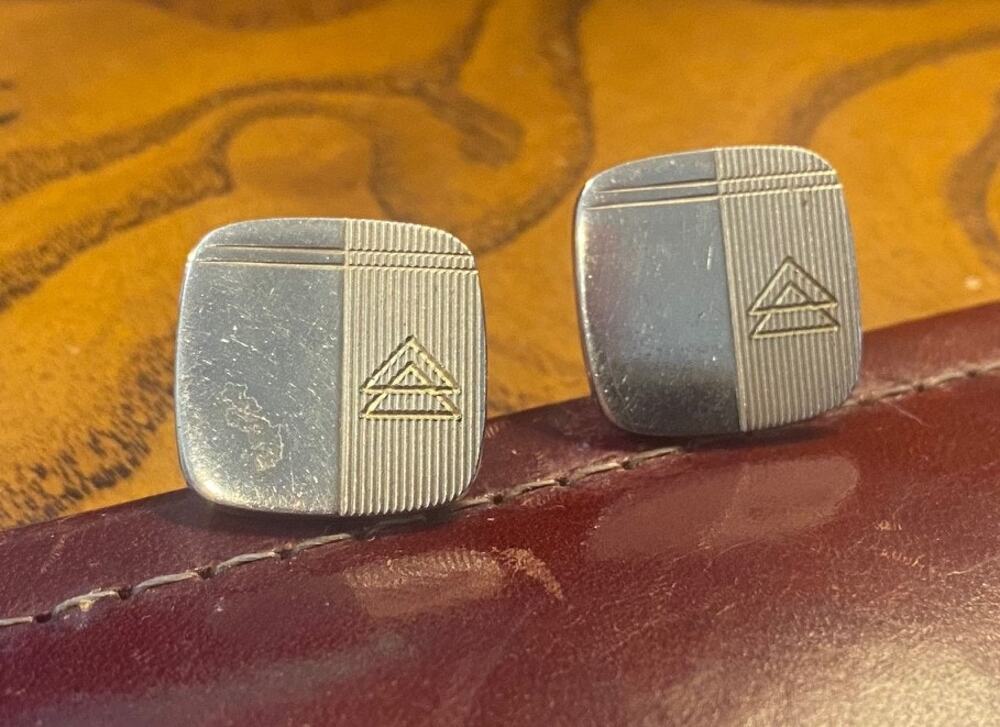 VTG Gold Tone Cufflinks with Etched Design